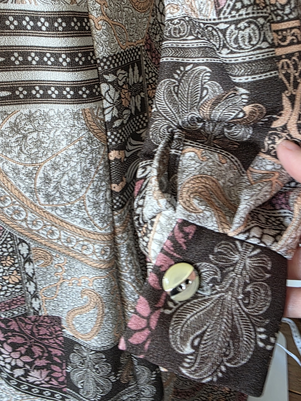 Long-Sleeve Patchwork Paisley Shirt Dress in Taupe and Mauve - Picture 6 of 14